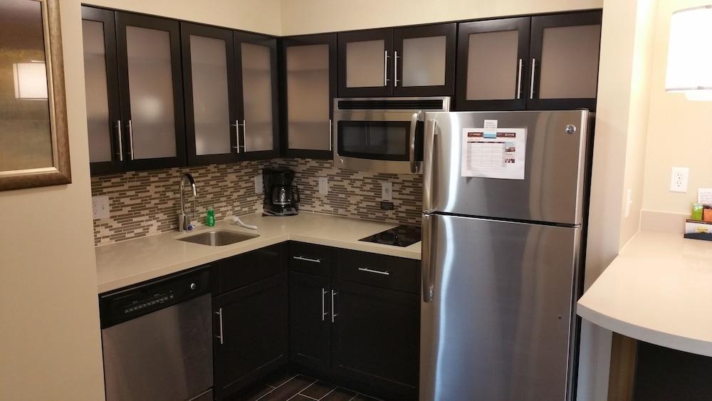 Staybridge Suites Merrillville By Ihg Esterno foto