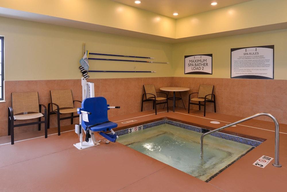 Staybridge Suites Merrillville By Ihg Esterno foto